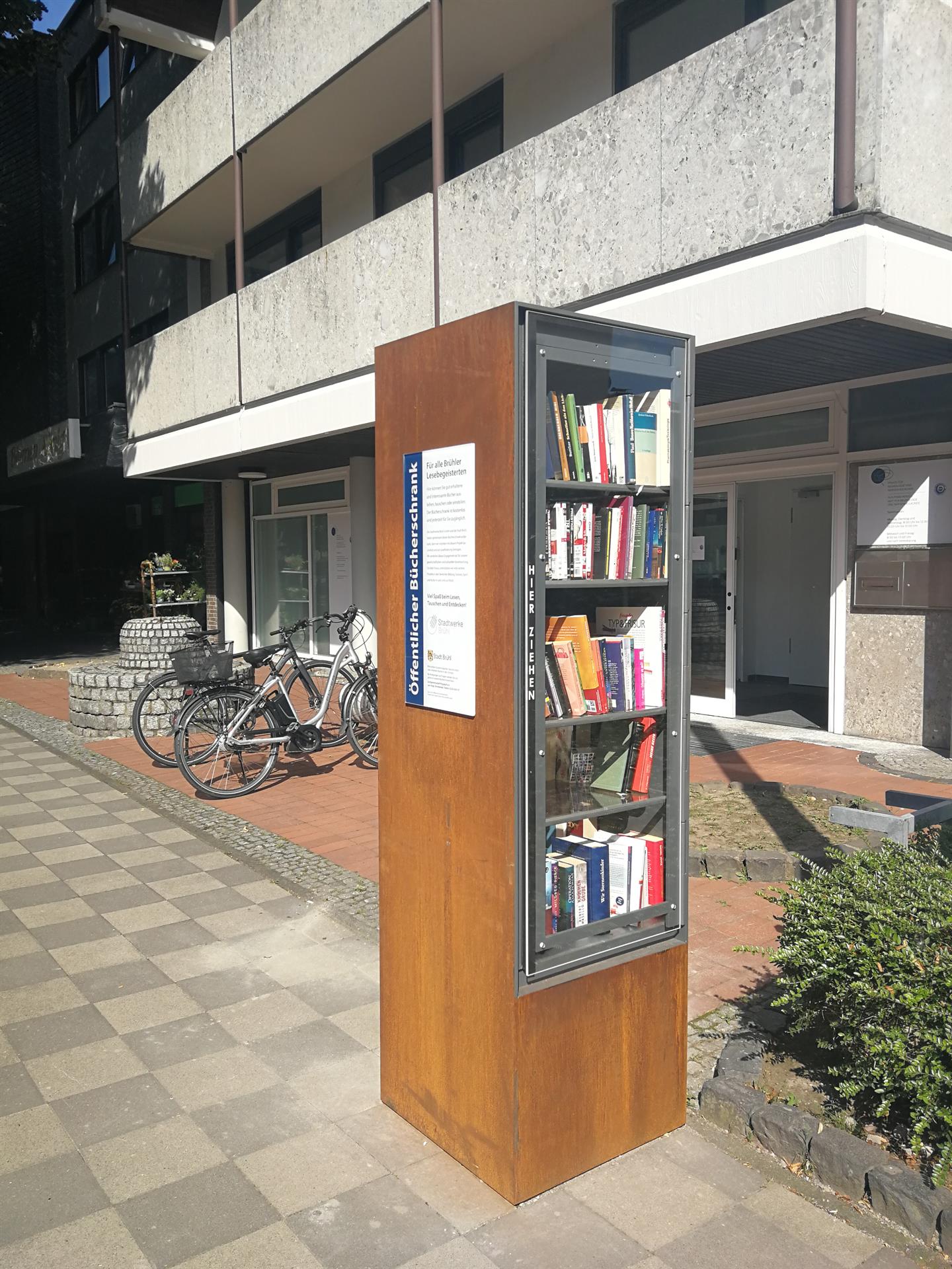 Bücherentleihschrank in Brühl-Pingsdorf (c) Stadt Brühl